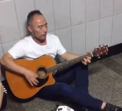 旭日陽剛走紅後,為什麼一個能年入百萬,一個回農村務農?
