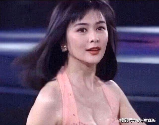 成也蕭何敗也蕭何!關之琳是如何把自己一手好牌給打爛的?