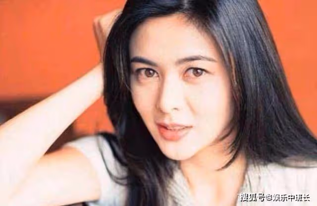 成也蕭何敗也蕭何!關之琳是如何把自己一手好牌給打爛的?