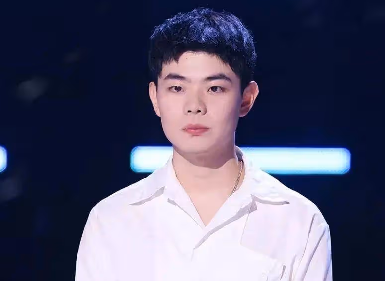 中國好聲音導師對決第二場,李榮浩因公正而出彩,廖昌永淘汰愛徒