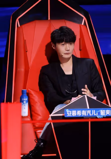 2022好聲音導師團PK賽:李榮浩戰勝廖昌永,範本彤被淘汰