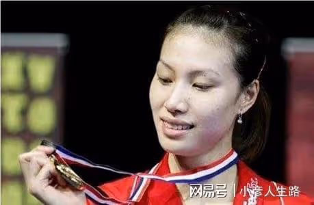 再看謝杏芳，6年前原諒林丹出軌，究竟是對還是錯？