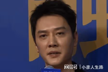 肥肚腩、大眼袋、憔悴老態,離婚後的馮紹峰怎麼變成這樣了?