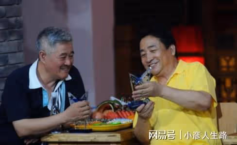 姜昆首次肯定郭德綱:相聲發展,第一要接地氣,第二要讓老百姓樂
