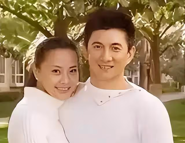 吳奇隆前妻曝婆婆去世,與富豪老公抱頭痛哭,未見老人最後一面