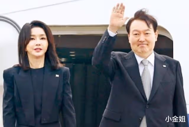 臉垮了!韓國第一夫人整容矽膠臉成功搶鏡,扛不住外媒高清鏡頭