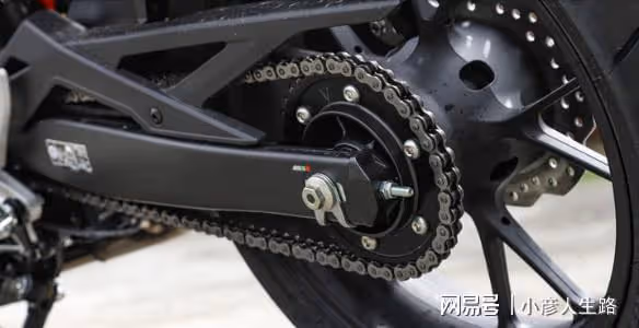 試駕2023款Honda本田CB300R