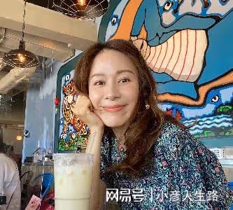 遭丈夫家暴險離婚!香港知名女星正式復出,將在內地直播帶貨撈金