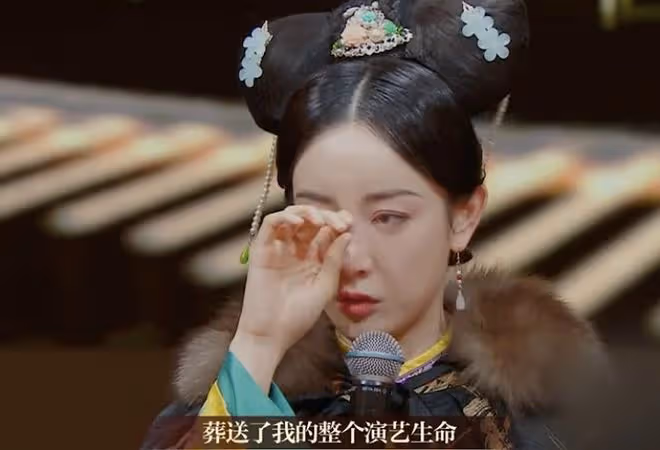 整容、耍大牌、自甘墮落成網紅，這8位「正女郎」的近況差距好大
