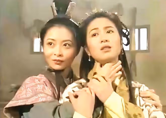 湯盈盈與老公為女兒慶生，不會送孩子去留學，在勸娘家人回國定居