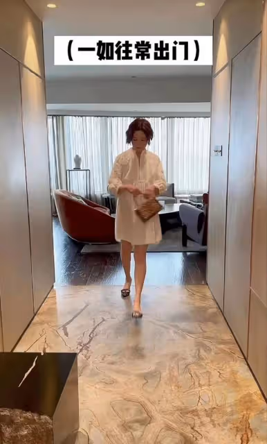 關之琳曬慶生美照，60歲身材苗條似少女，單身獨居上億豪宅很愜意