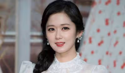 沒錢就來中國的張娜拉，自爆被潛規則上百次，上洗手間也不放過