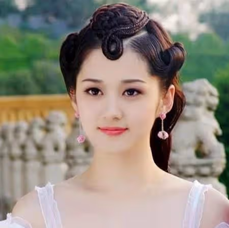 沒錢就來中國的張娜拉，自爆被潛規則上百次，上洗手間也不放過