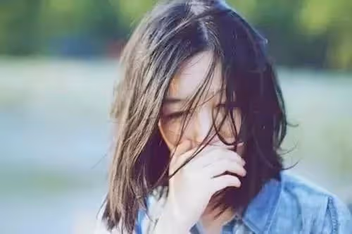 婆家拆遷獲賠200萬,妻子要拿150萬給小舅子買房:不同意就離婚