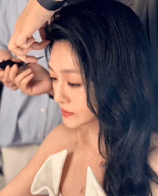 大S復工美出新高！白到發光，「胸前紋身」和具俊曄有關，透露「婚姻生活」感慨萬千