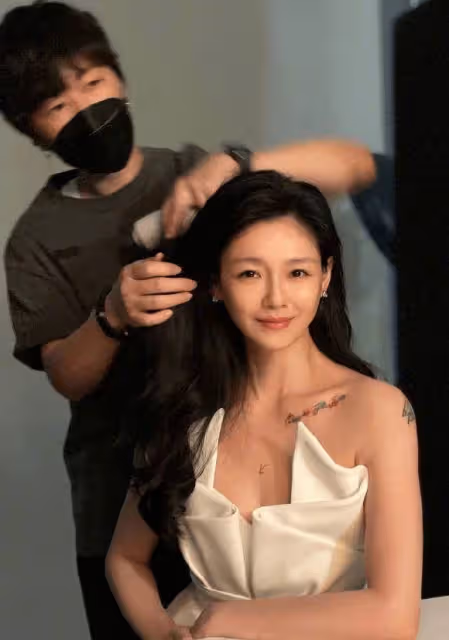 大S復工美出新高！白到發光，「胸前紋身」和具俊曄有關，透露「婚姻生活」感慨萬千