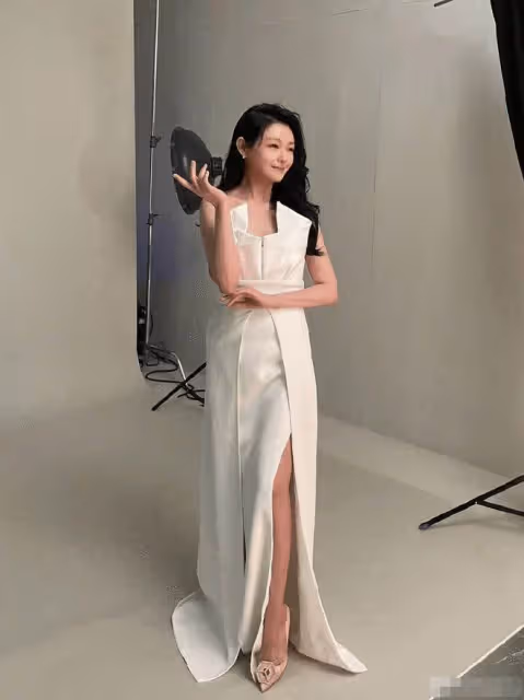 大S復工美出新高！白到發光，「胸前紋身」和具俊曄有關，透露「婚姻生活」感慨萬千
