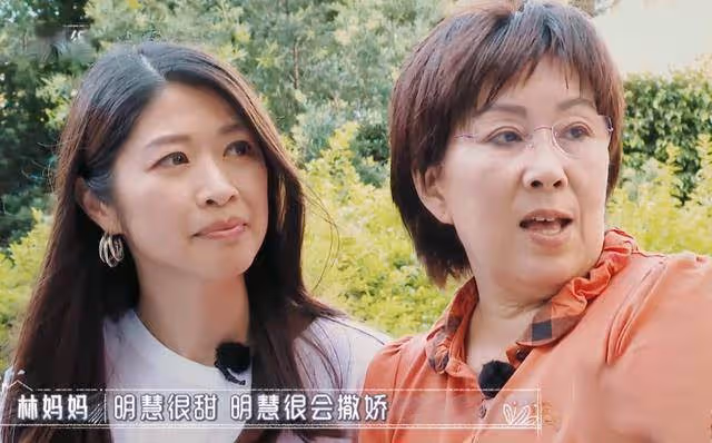 林志穎弟弟全家「確診新冠」,隔離間「妻子曬合影」為兒子慶生,親吻孩子超溫馨