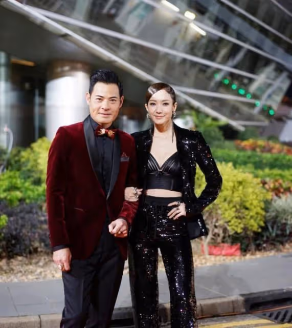 恩愛！TVB知名男星與太太結婚18年共識不生育，鍾情把狗當孩子養