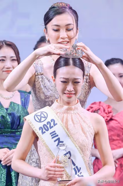 世界小姐日本代表誕生!兩年前的亞軍回鍋勇奪第一