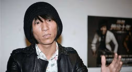 他們是宣布永不復出的藝人,前幾位都做到了,唯獨他又復出撈金!