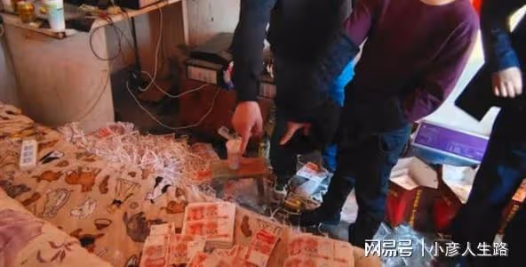倆零零後網上拜師造假幣，獲利1.4萬被判刑10年