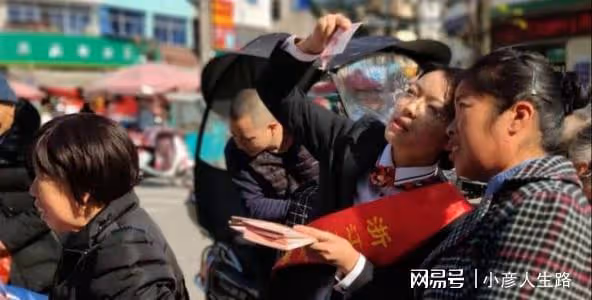 倆零零後網上拜師造假幣，獲利1.4萬被判刑10年