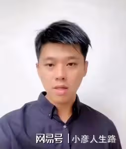 汪小菲張穎穎更多親密照流出，女方把男方灌醉，當眾親密不避嫌
