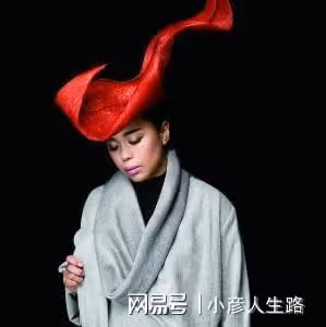「北有那英,南有黃小霞」,黃綺珊「風流」半生,54歲依然單身