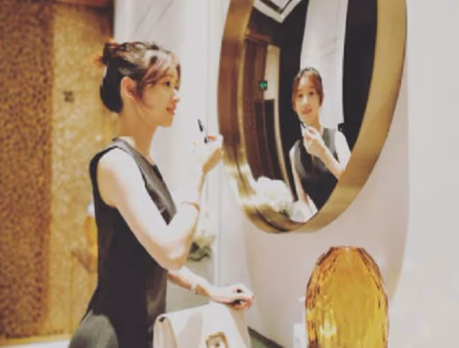 章澤天現身美國保二胎!肚大如蘿四肢仍纖細,被劉強東摟腰呵護