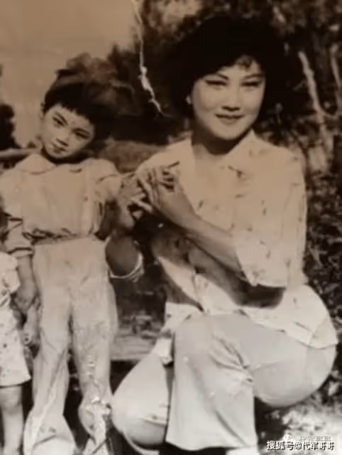是趙本山搭檔與有婦之夫同居14年 46歲英年早逝