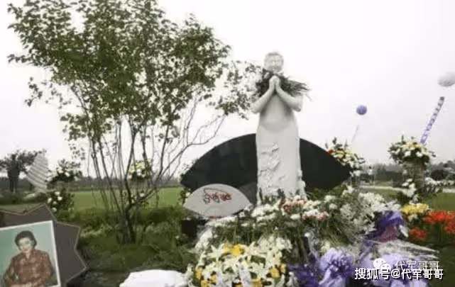 是趙本山搭檔與有婦之夫同居14年 46歲英年早逝