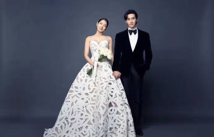 韓星今年扎堆結婚韓星二代都還是娃娃顏值已逆天,長大後還得了