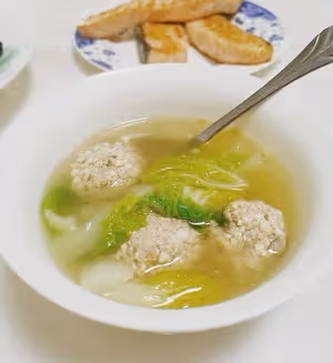 豆腐丸子+大白菜的【豆腐丸子白菜湯】