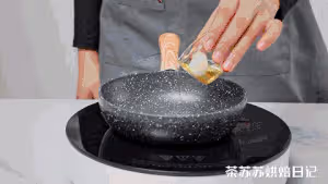 【手抓餅三明治】懶人早餐，空氣炸鍋版