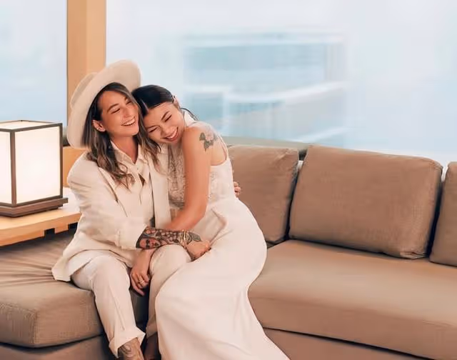 恭喜！香港知名女星與未婚妻今日大婚，在美國某豪華莊園舉辦婚宴