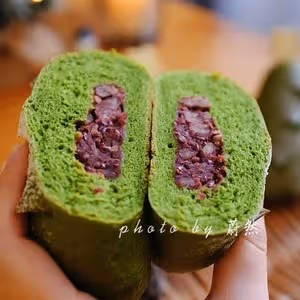 抹茶紅豆軟歐｜聖誕限定