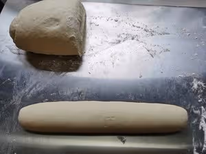 韭菜盒子（燙麵）涼了也很軟