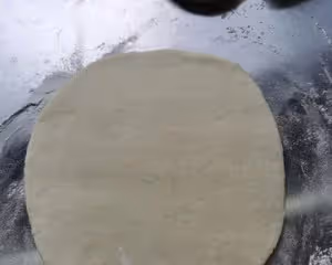 韭菜盒子（燙麵）涼了也很軟