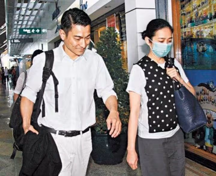 劉德華女兒近照曝光,10歲劉向蕙容貌變化驚人,網友:華仔基因果然強大