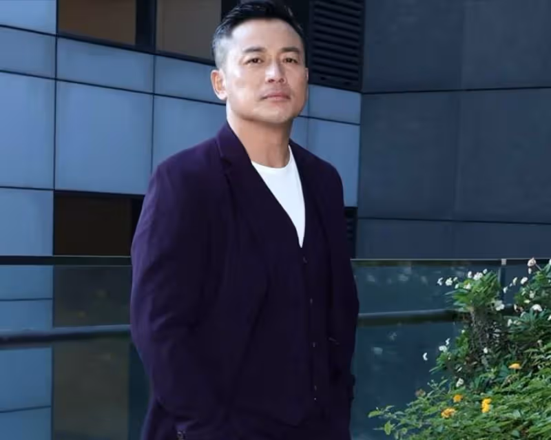 江宏恩弟沒學歷、沒背景闖法國，金毛小子變身是台灣之光，20歲奪華人唯一，爆淚感恩生命中2個女人， 嘆：為我放棄自己人生