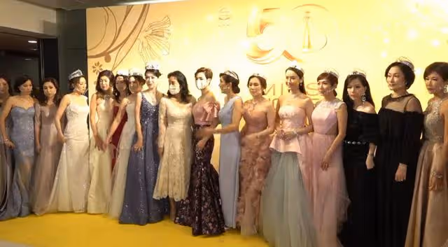 直擊!2021港姐三甲出爐,星二代林鈺洧奪冠,亞、季軍都是雙獎項