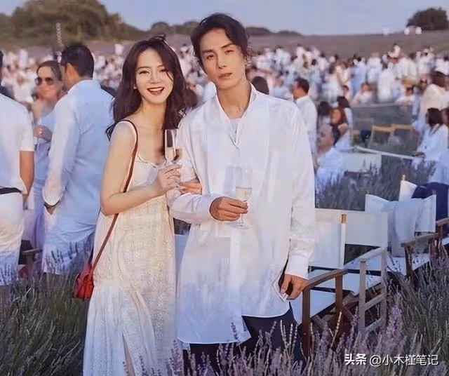 曝戚薇二胎順利產子,李承鉉在節目中親口承認,兒子隨母姓引熱議