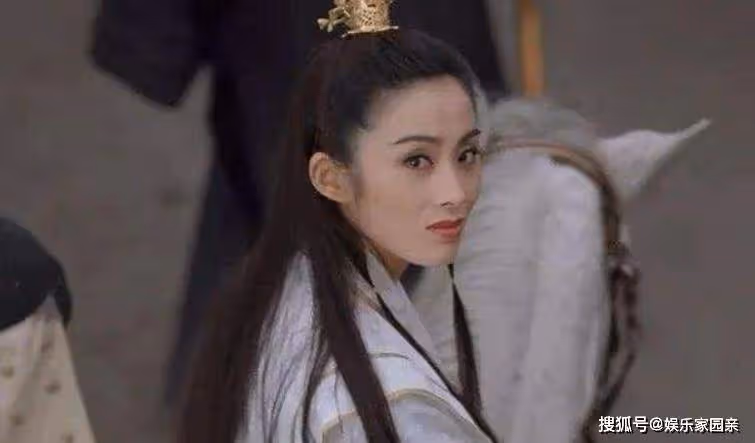 為什麼以前香港娛樂圈這麼混亂，卻沒人敢打張敏的主意？
