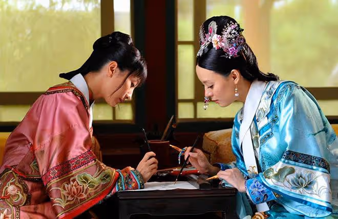 孫儷40歲生日,「安陵容」陶昕然曬照為其慶祝,貼臉合影關係好