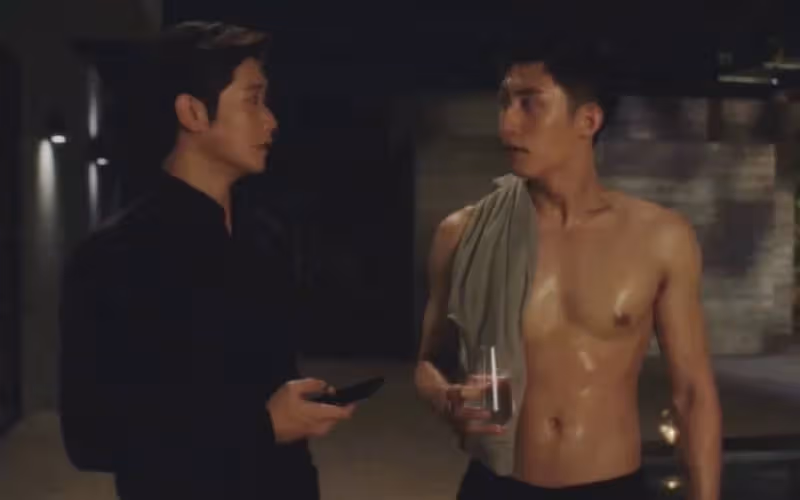 《千金ㄚ鬟》二爺每集都在脫，不穿更好看的男星！張凌赫、龔俊脫衣超級壯