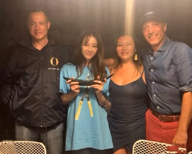 迪麗熱巴到了國外沒有了「修圖待遇」,看到生圖下的臉,網友:太真實了!