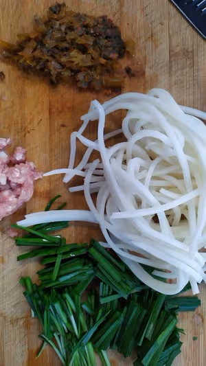 小鍋餌絲（昆明味道）