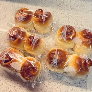 甜滋滋蜂蜜脆底小麵包（含詳細步驟）