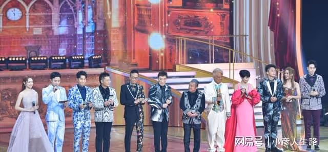 港姐三甲出爐，前TVB小生林俊賢女兒奪冠，「翻版孫藝珍」獲兩獎